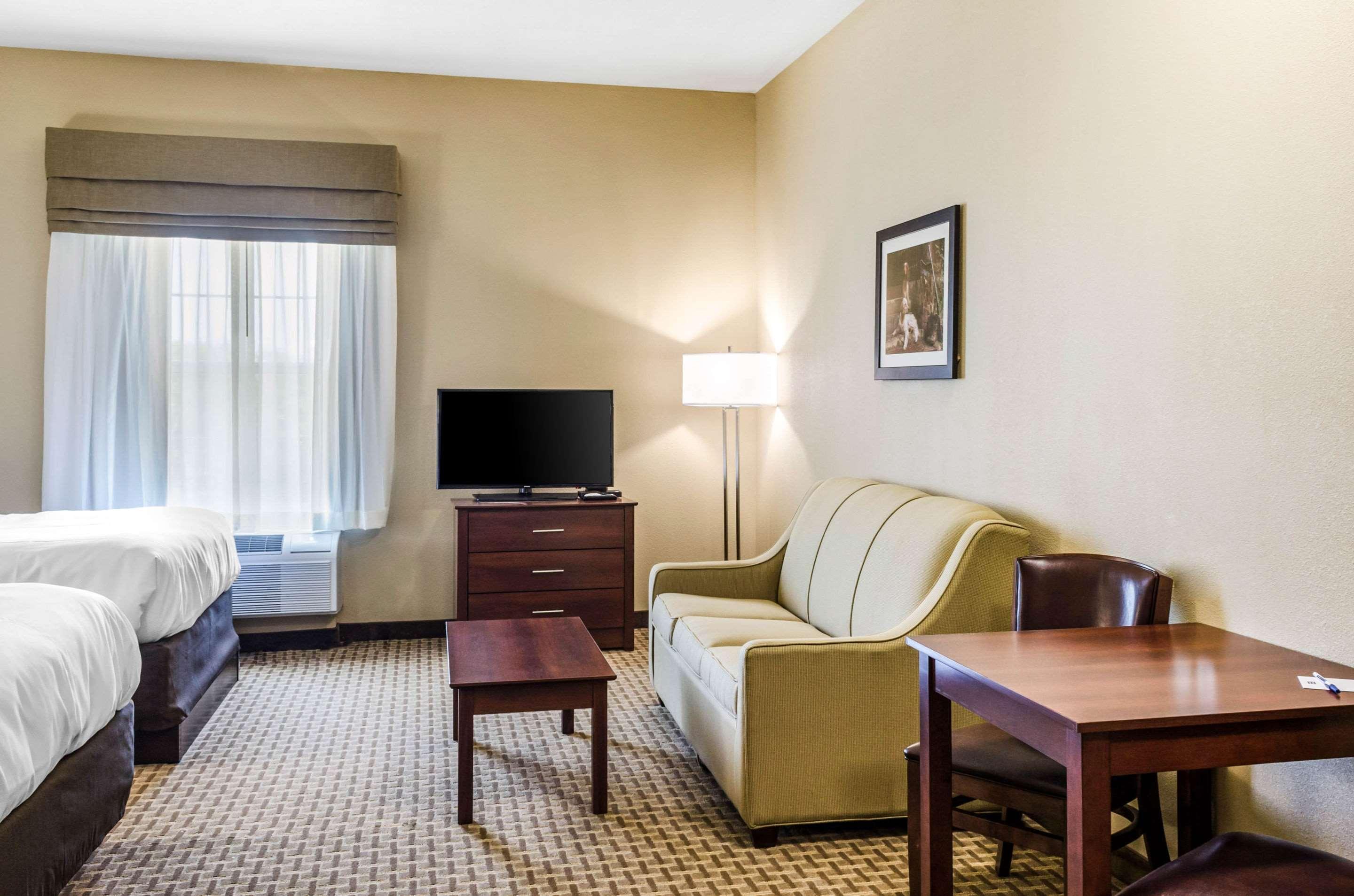 Mainstay Suites Hackberry Sportsman'S Lodge Exteriör bild